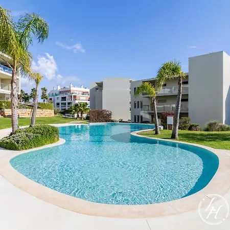 Casa Serena - Luxury - Jacuzzi - Pool & Garden Апартаменты