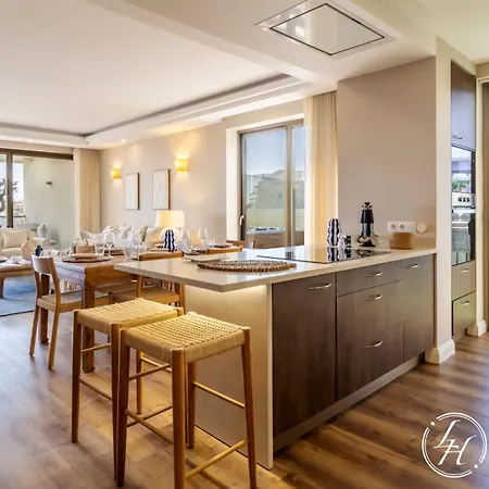 Апартаменты Casa Serena - Luxury - Jacuzzi - Pool & Garden