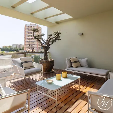 Casa Serena - Luxury - Jacuzzi - Pool & Garden Портиман