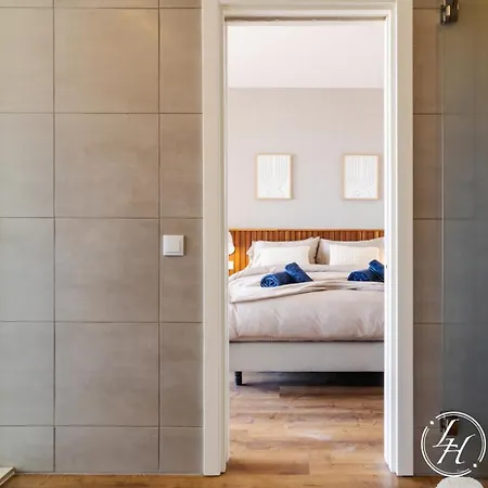 Casa Serena - Luxury - Jacuzzi - Pool & Garden Апартаменты