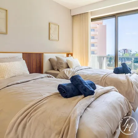 Casa Serena - Luxury - Jacuzzi - Pool & Garden Апартаменты Портиман